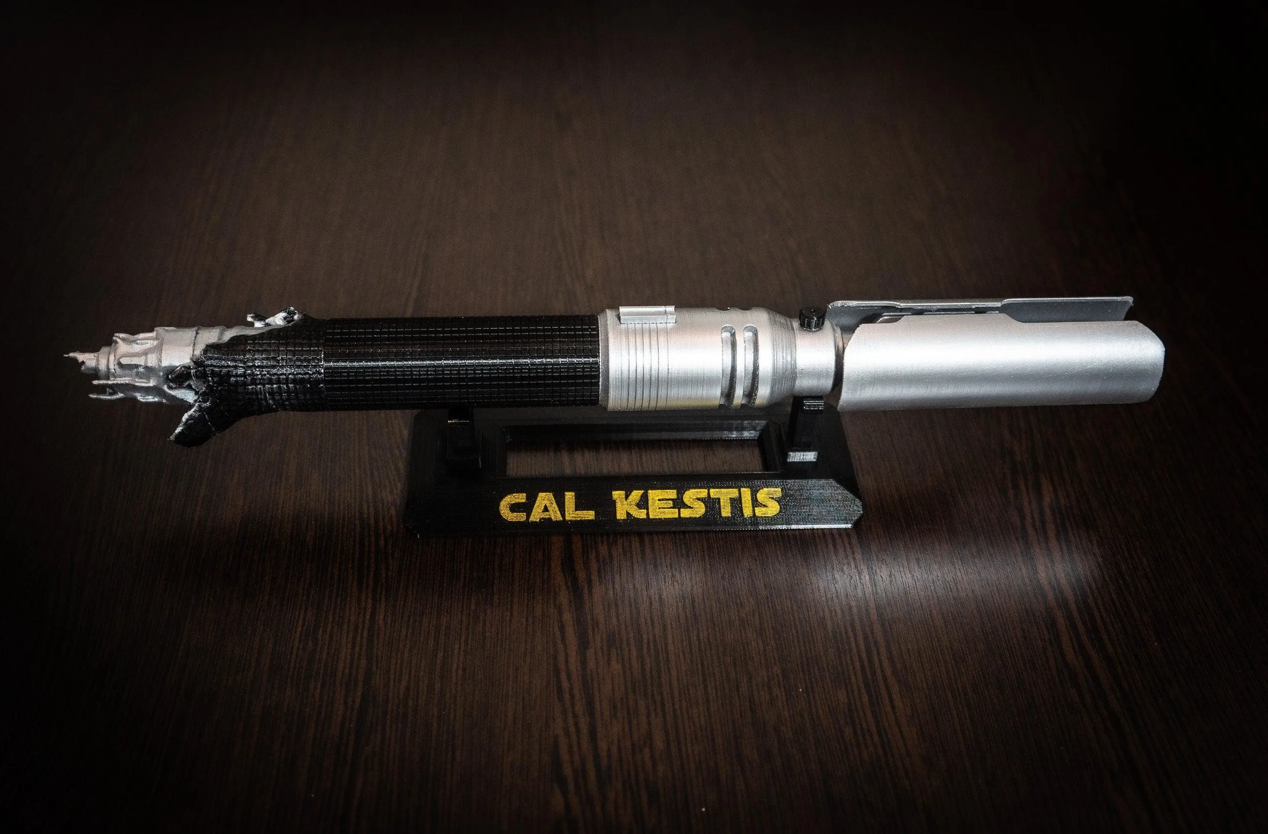 Cal Kestis Lightsaber - Jedi Fallen Order Lightsaber Hilt Replica