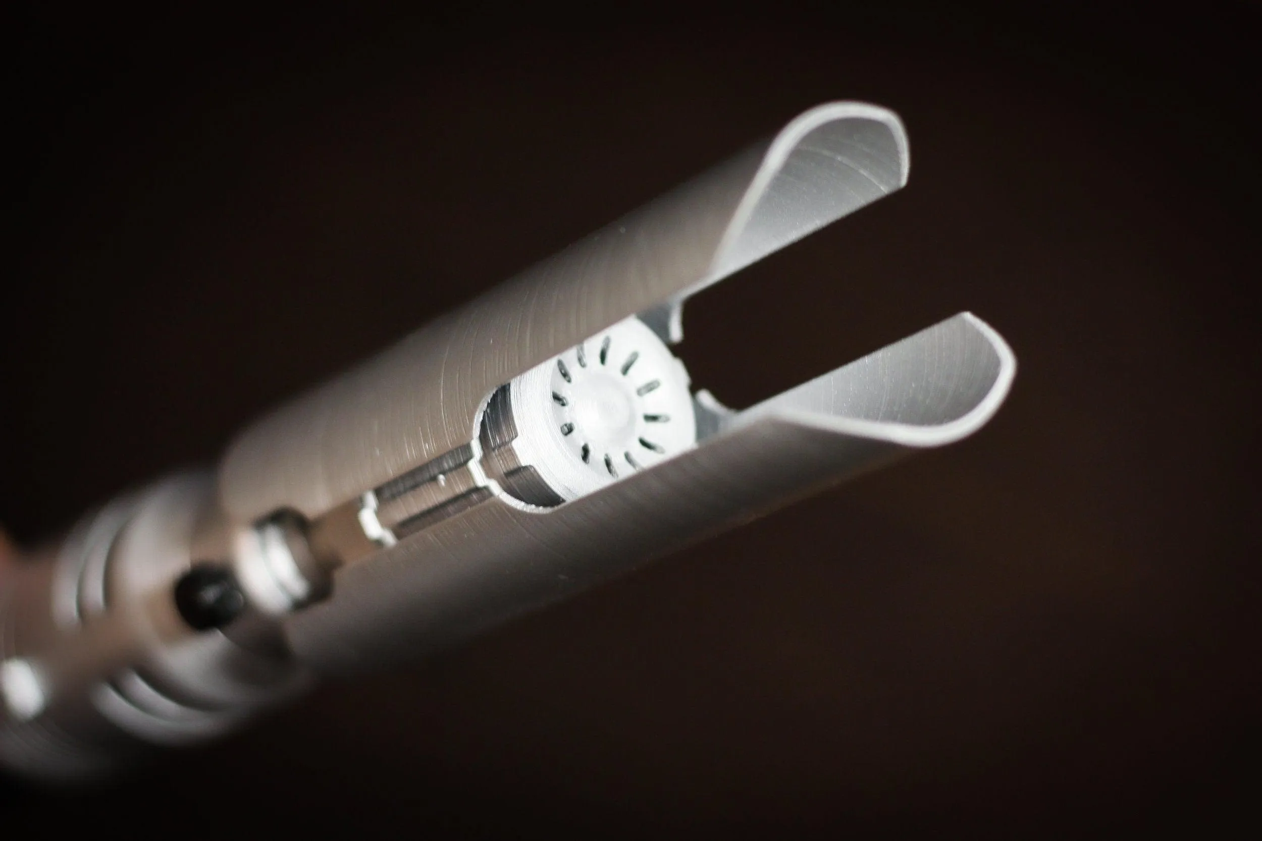 Cal Kestis Lightsaber - Jedi Fallen Order Lightsaber Hilt Replica