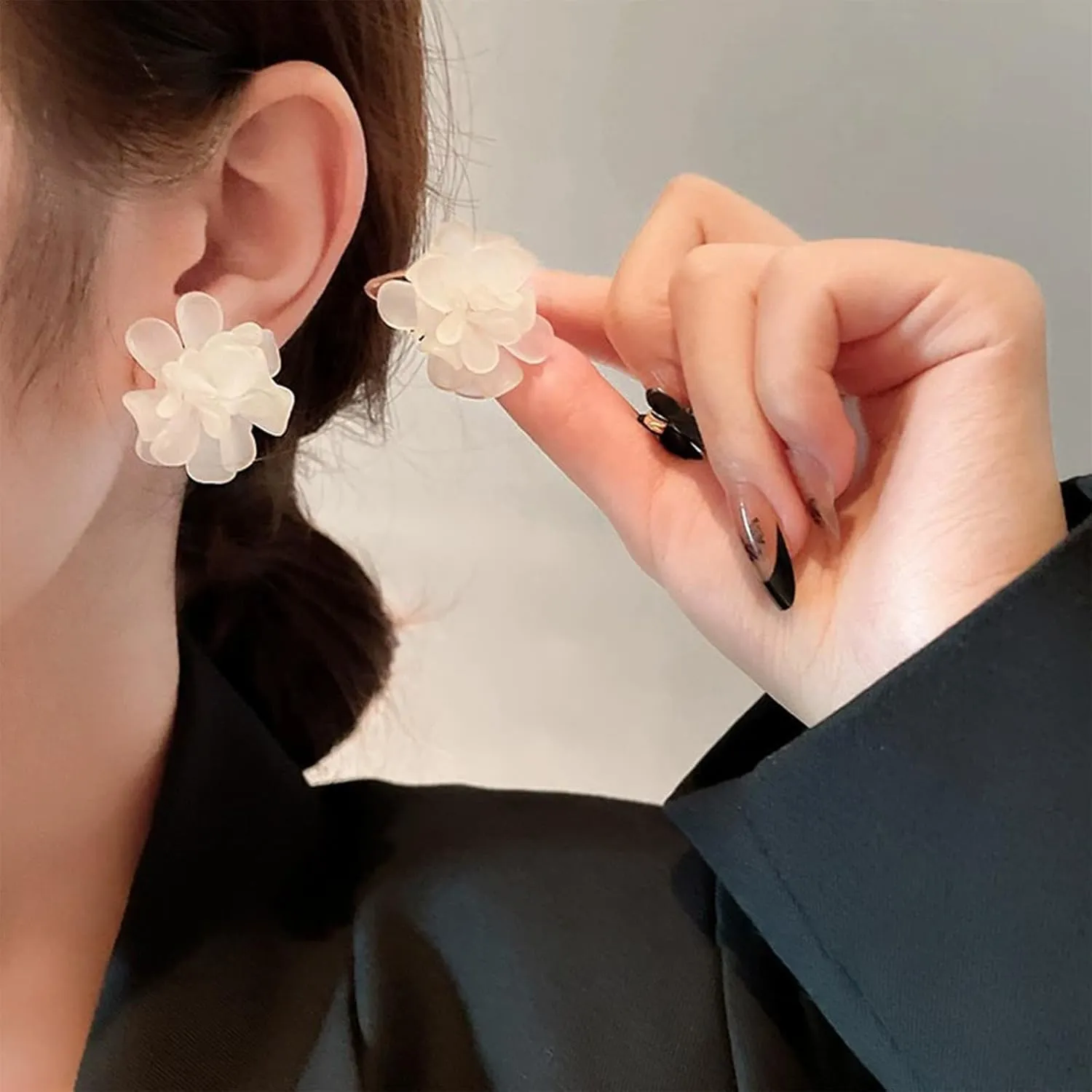 Flower Cluster Earrings for Women White Pink Blossom Design Clip On Flower Earrings Jewelry Gifts