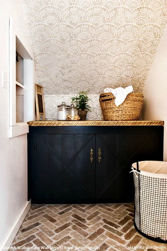 Spanish Lace Scallop Wall Stencil